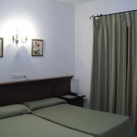 호텔 Hotel Chipiona 2*
