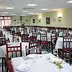 Hotel Chipiona 호텔 2*